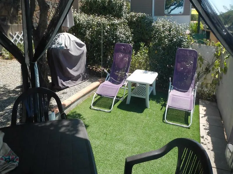 Bungalow With One Bedroom In Saint-Raphael, With Wonderful Sea View An Frankrike